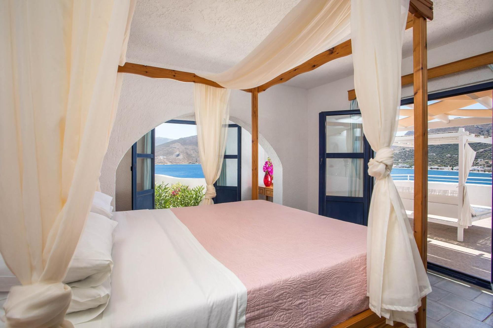 Ilidi Rock Aparthotel Livadia  Exteriör bild